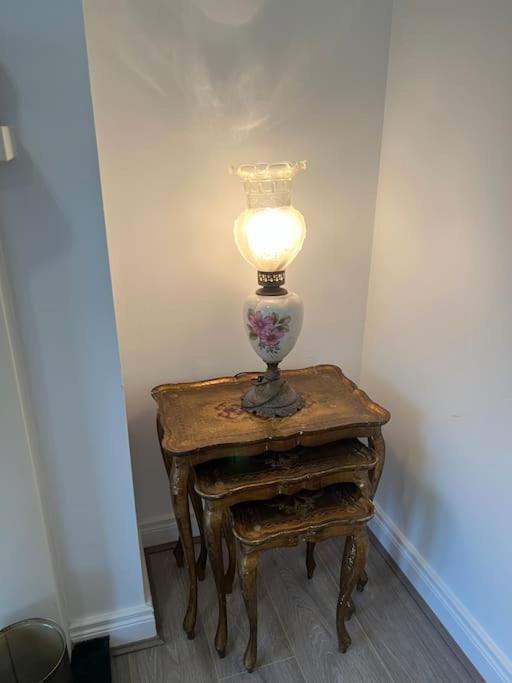 Cosy 2 Double Bed Apartment スウォーズ エクステリア 写真