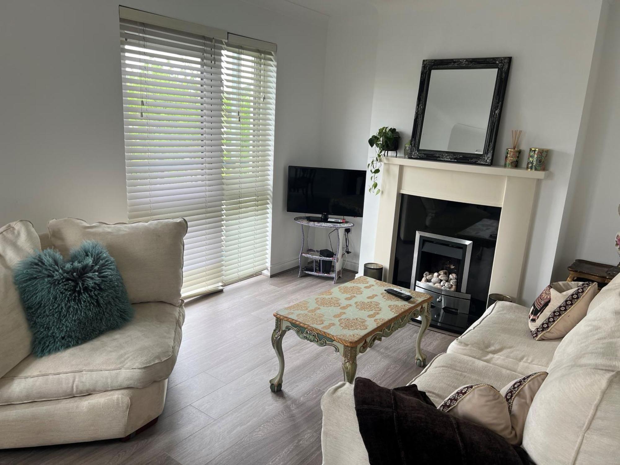 Cosy 2 Double Bed Apartment スウォーズ エクステリア 写真